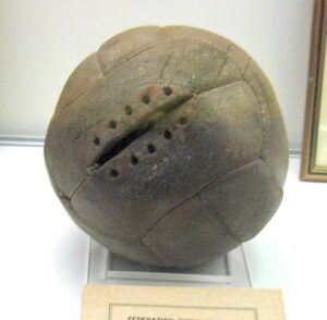 1024px 1930 world cup final ball argentina